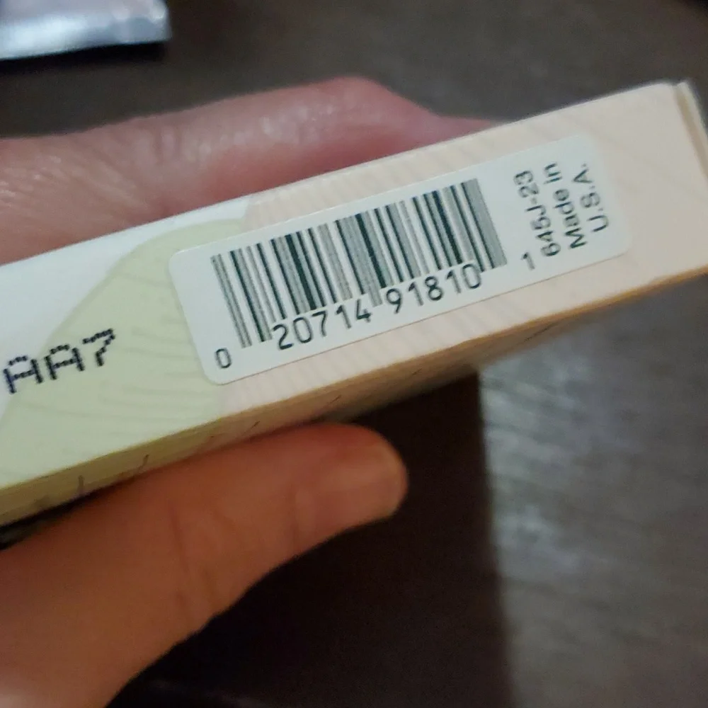 Clinique Stay-matte Sheer Pressed Powder Oil Free 23 Stay Oat NIB NEW IN BOX - Picture 12 of 12
